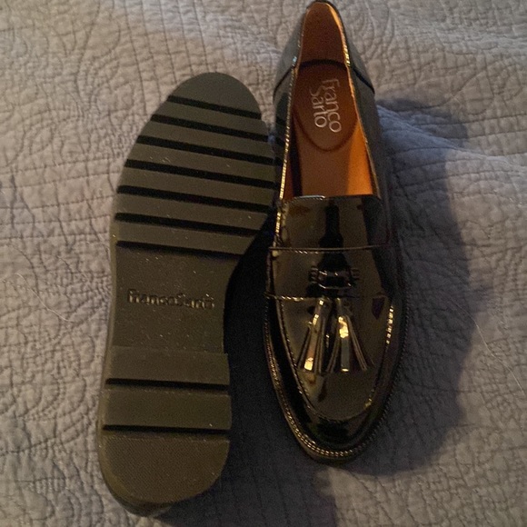 EUC | Franco Sarto Black Patent Leather Loafers | Size 8 1/2 (no box) - Picture 2 of 3